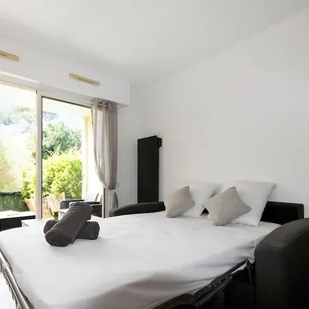 Le Royal - Quiet - Spacious - Swimming Pool Apartamento *