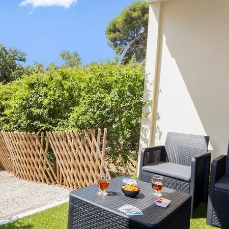 Le Royal - Quiet - Spacious - Swimming Pool Apartamento Villeneuve-Loubet